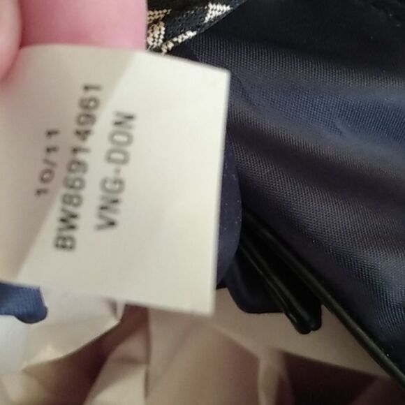 Tommy Hilfiger Tote - Picture 10 of 12